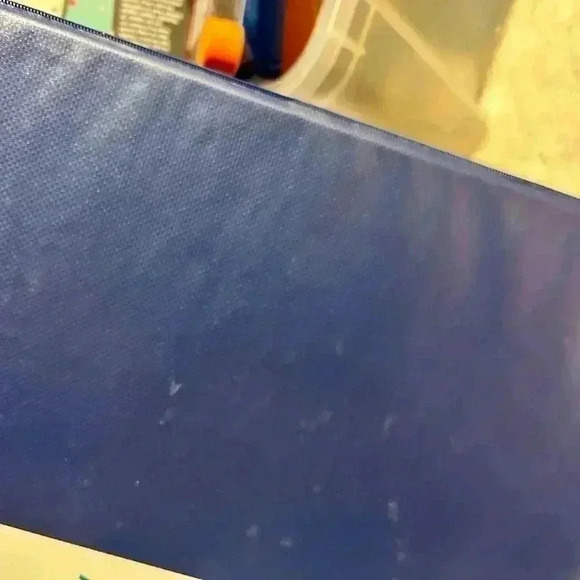 Binder, sheet protectors, dividers, folders - Picture 9 of 10